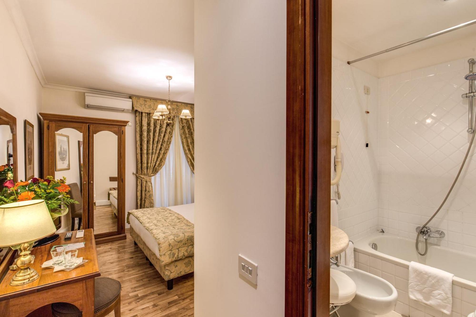 Small Double Room,1703547515:JPEG